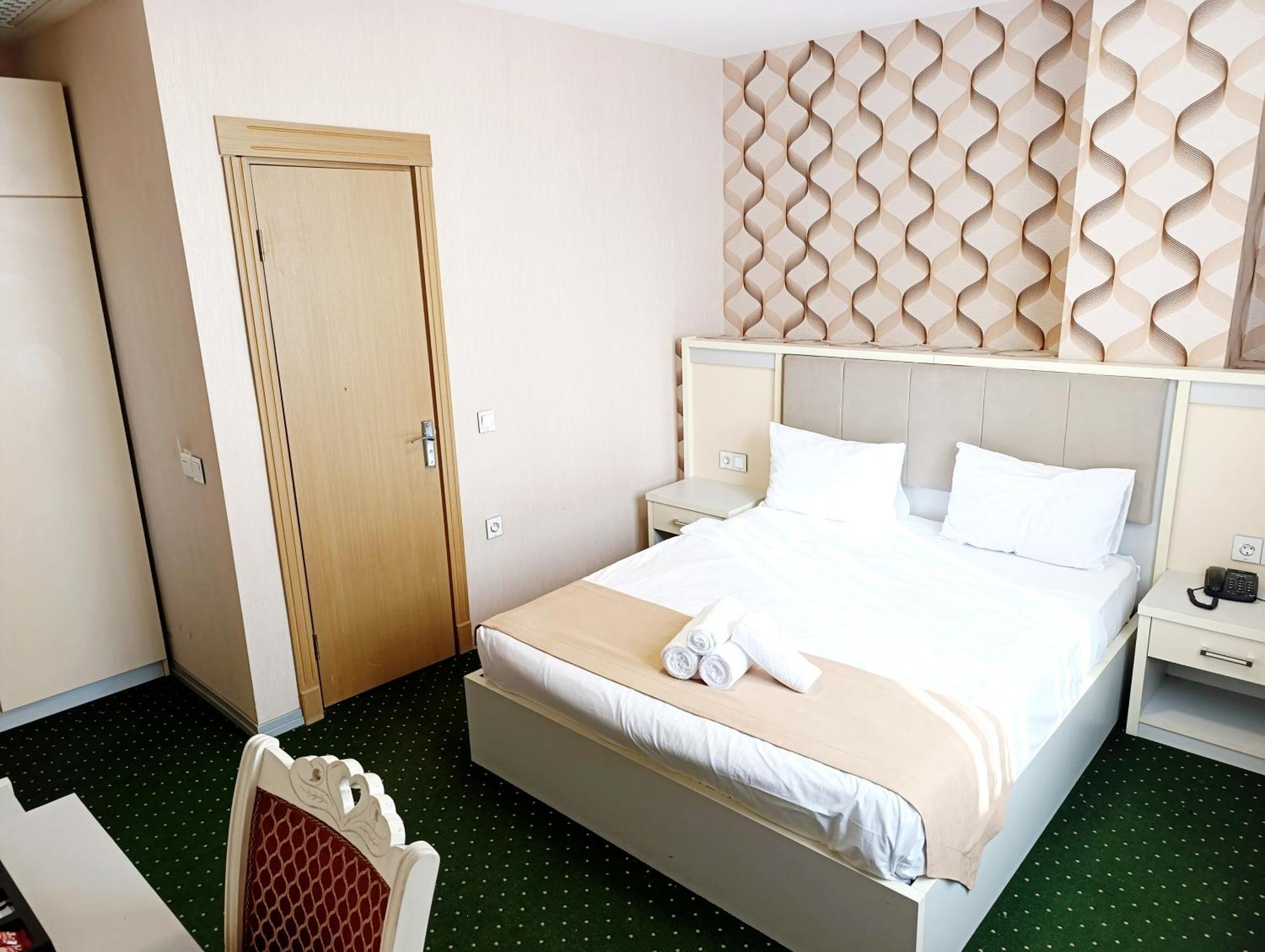 Alis Hotel باكو المظهر الخارجي الصورة